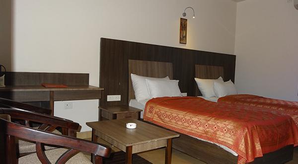 City Inn Hotel & Restaurant Jabalpur Exteriér fotografie