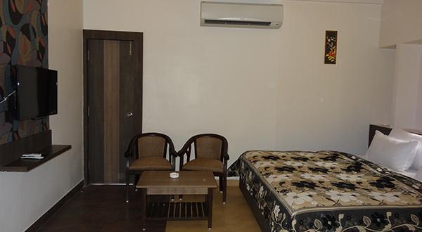 City Inn Hotel & Restaurant Jabalpur Exteriér fotografie