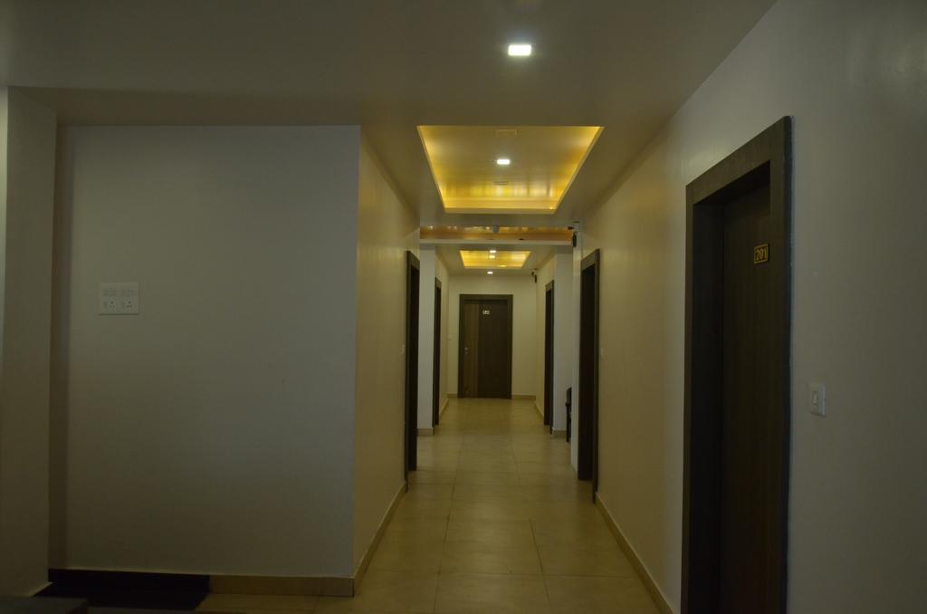 City Inn Hotel & Restaurant Jabalpur Pokoj fotografie