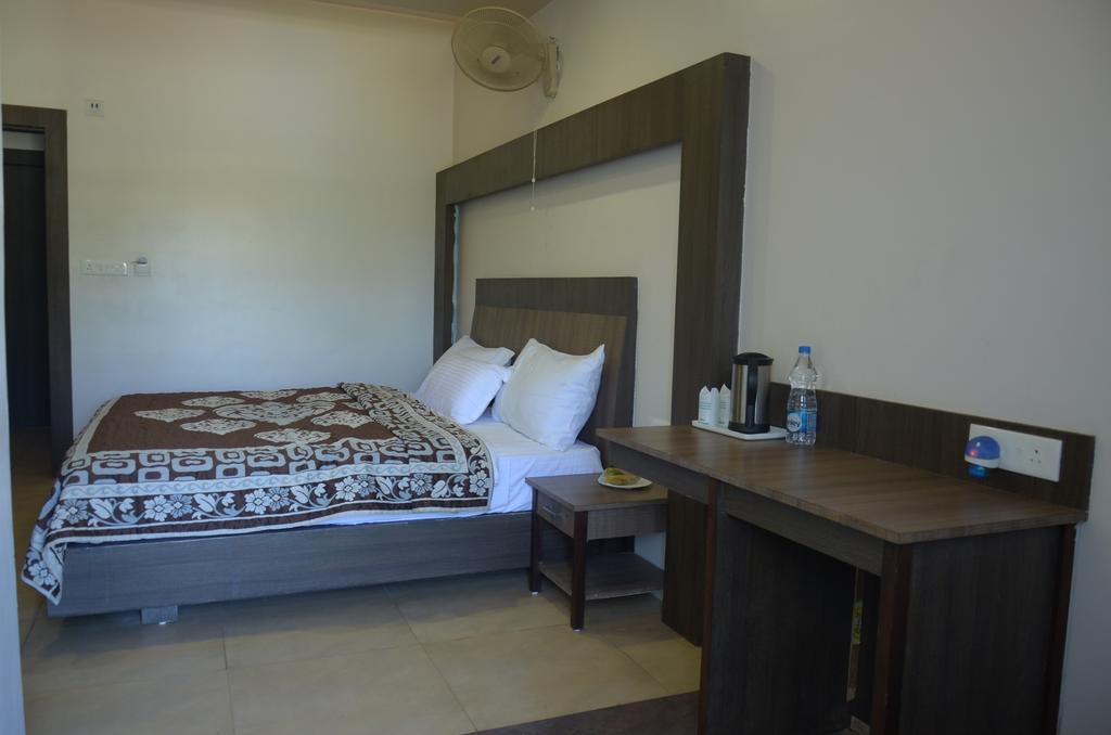 City Inn Hotel & Restaurant Jabalpur Pokoj fotografie
