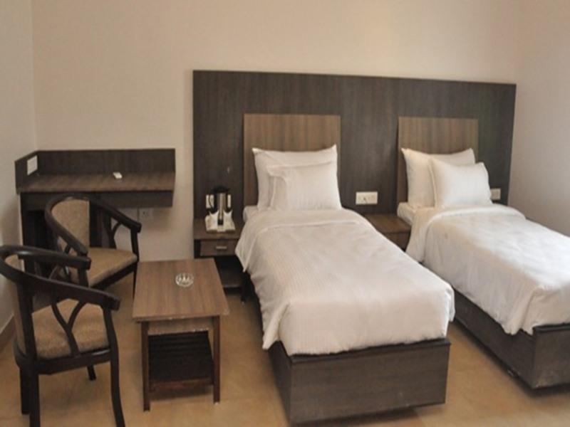 City Inn Hotel & Restaurant Jabalpur Exteriér fotografie