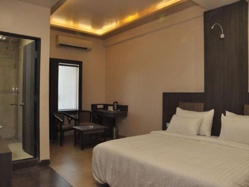 City Inn Hotel & Restaurant Jabalpur Exteriér fotografie